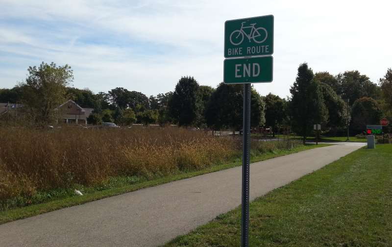 Bike Trail at Lyon Township Library 10 11 2016 pic06 800w600h