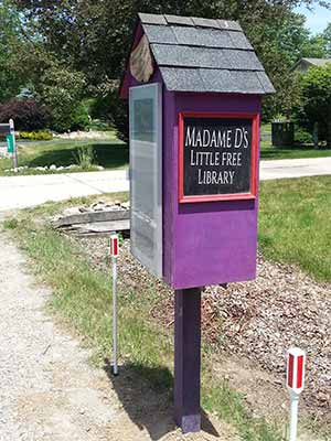 LittleLibrary2 MadameDSixMileRd pic04crop2 400h