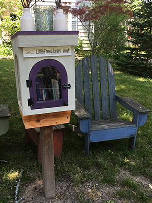 LittleLibrary4 OnAAPost 400h